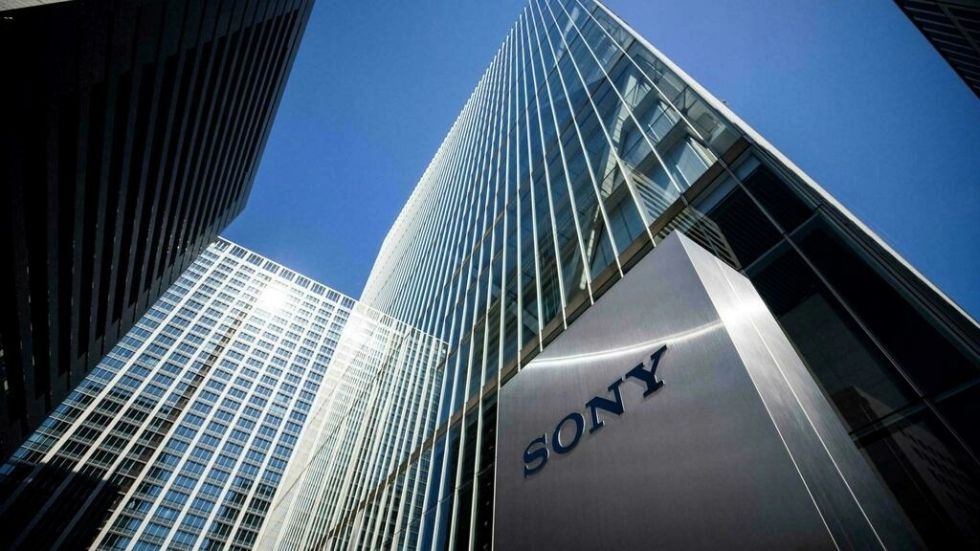Sony apuesta por el cine y la música y revisa al alza sus previsiones