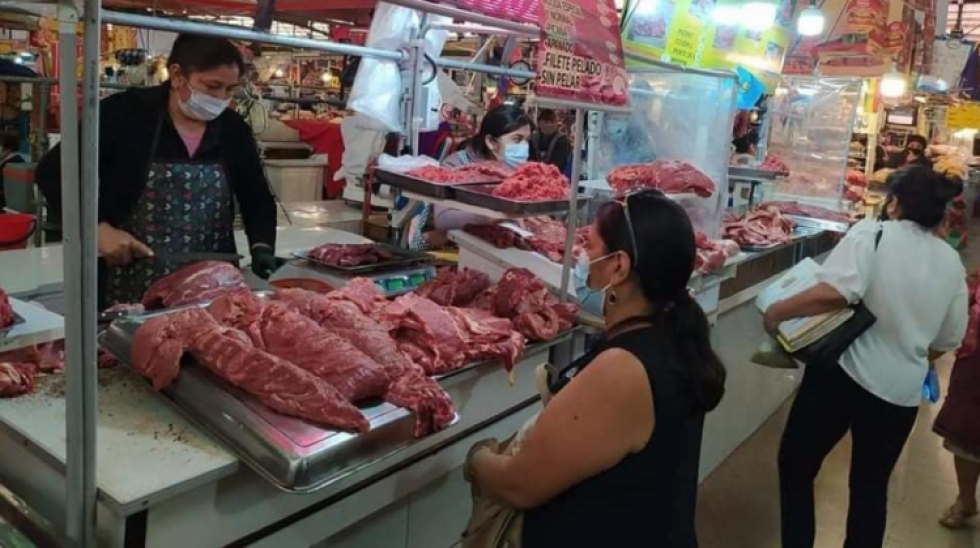 Ganaderos se declaran en emergencia y rechazan el cierre de centros de remate