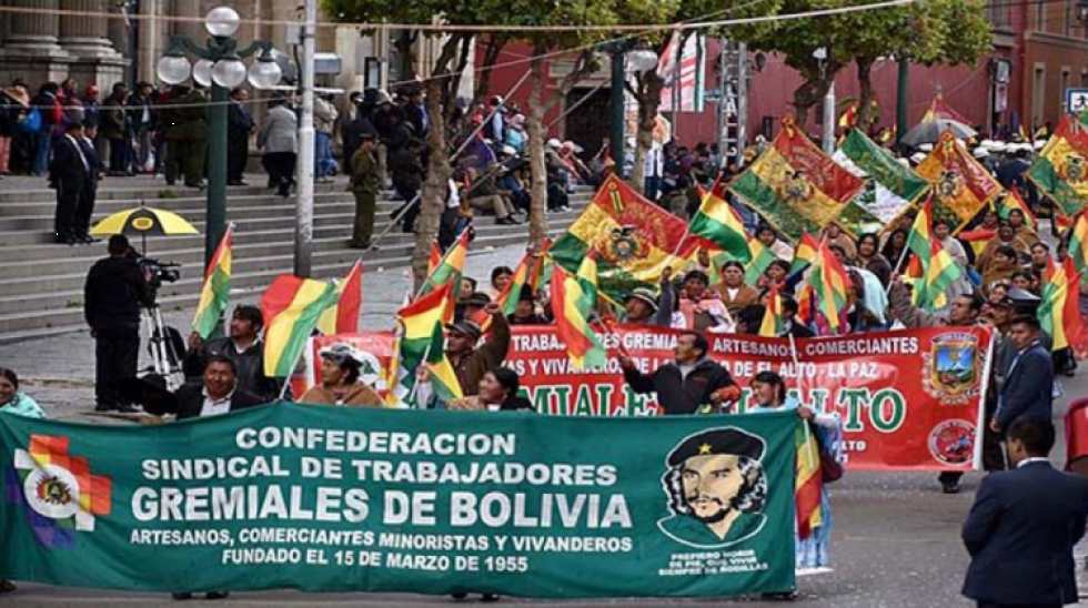 Gremiales piden a la población comprar alimentos para afrontar el paro del 8 de noviembre