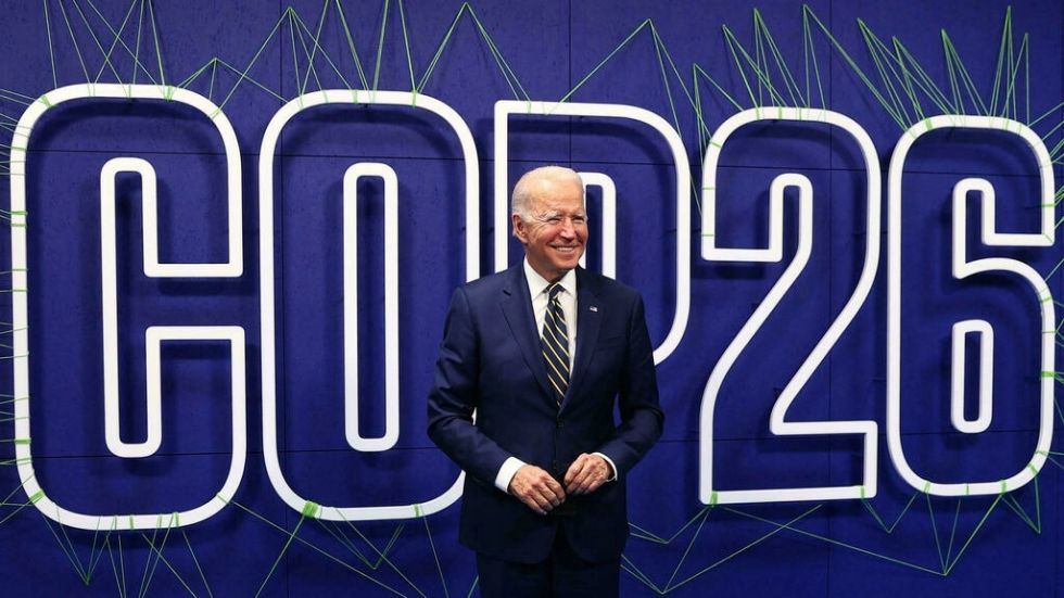 Biden busca proyectar el liderazgo mundial de EEUU pero en su casa precisa votos