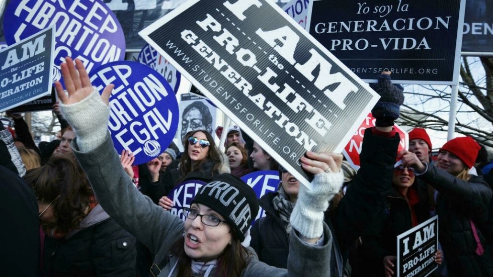 50 años después de Roe vs. Wade, el aborto vuelve ante la Corte Suprema de EEUU