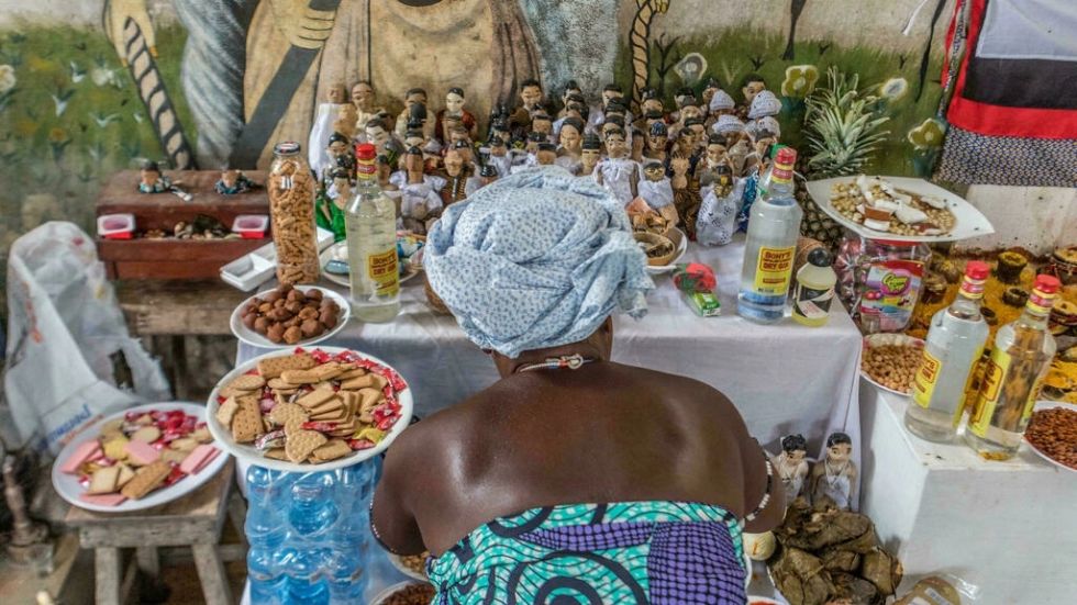 En Benín, los gemelos vivos o muertos son celebrados como semidioses