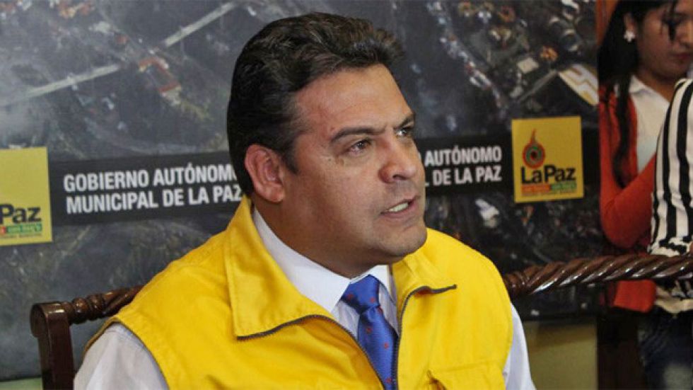 La Fiscalía solicita la alerta migratoria contra el exalcalde de La Paz Luis Revilla