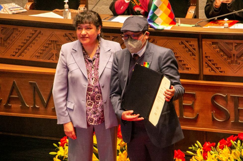 Senado entrega un reconocimiento a la Casa de Moneda