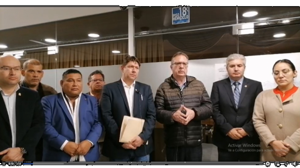 Oposición denuncia "golpe legislativo" del MAS para copar todas las directivas en Diputados
