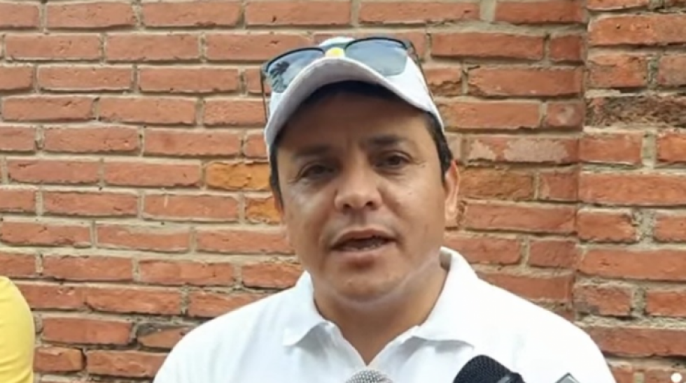 Senador Montero pide sanción para Quelca y que el Gobierno no lo premie con una embajada
