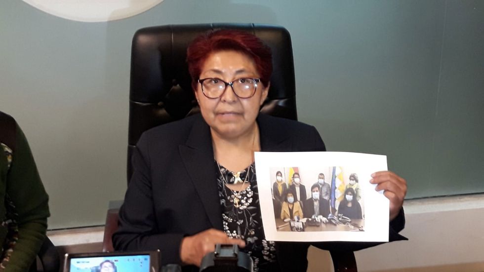 Viceministra denuncia que Quelca dejó una ‘masacre blanca’ como represalia al irse del Ministerio