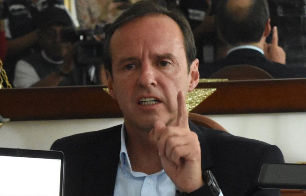 Jorge Quiroga cuestiona al presidente Luis Arce por conflicto por la ley 1386