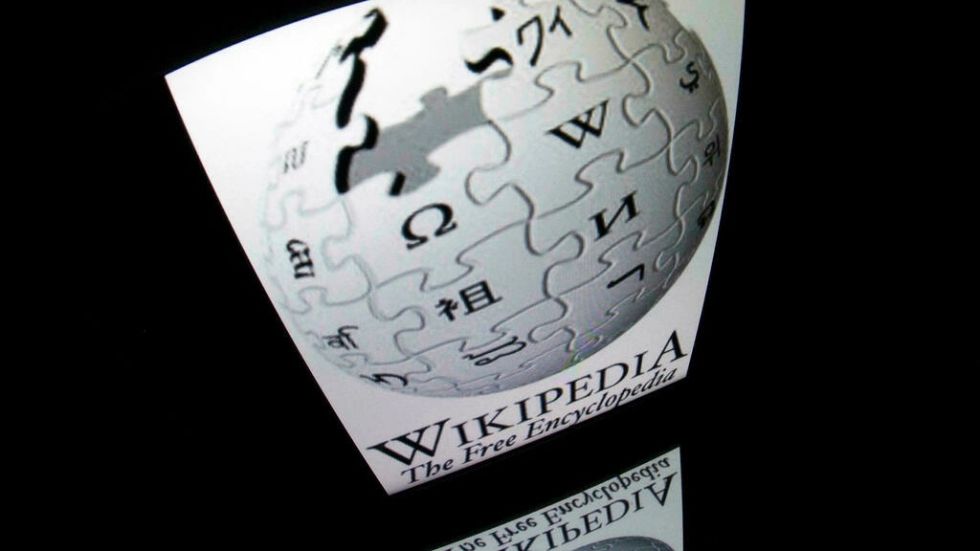 "Guerreros" de Wikipedia batallan contra la desinformación, el sexismo y los nazis