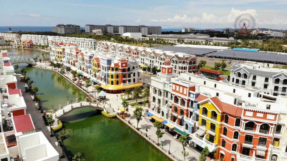 Una turística isla de Vietnam reabre con grandes expectativas