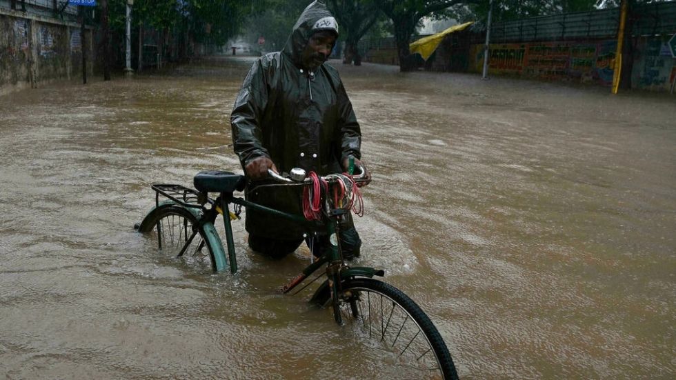Reportan que hay al menos 30 muertos o desaparecidos en inundaciones en India