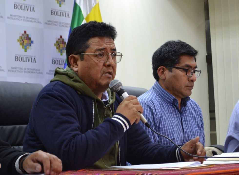 El Gobierno califica de ‘irresponsable y unilateral’ el incremento del precio de la carne de res