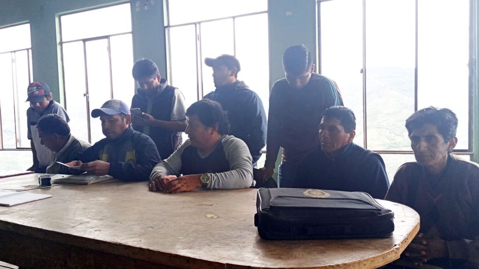 Comité Electoral posterga elecciones de Adepcoca y surge rechazo de regionales