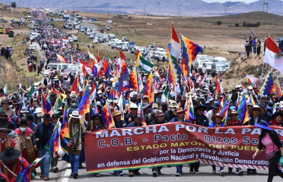 Activistas opositores ven una marcha de “nuevos millonarios del MAS” y “federalistas del Chapare”