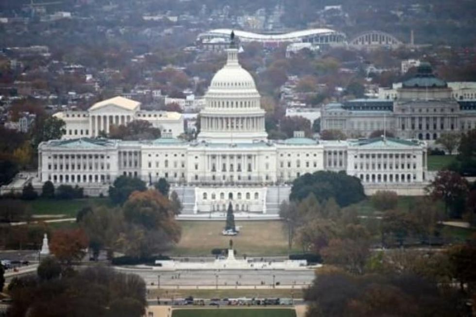 Congreso de EEUU evita parálisis del gobierno un día antes de la fecha límite
