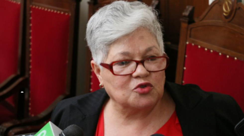 Senadora advierte de inconstitucional el DS de creación de Naabol que reemplaza a Aasana