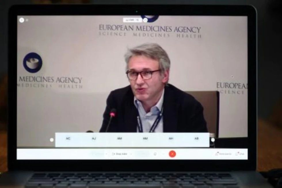 Dosis de refuerzo anticovid es "segura y eficaz" tres meses después de última inyección
