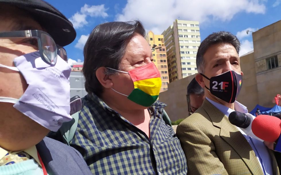 Plataformas ven ‘dictatorial’ el operativo nocturno en Potosí y se declaran en emergencia