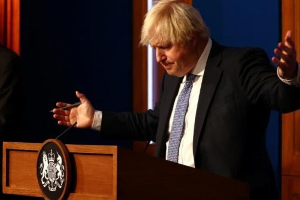 Boris Johnson, acusado de infringir sus propias normas anticovid