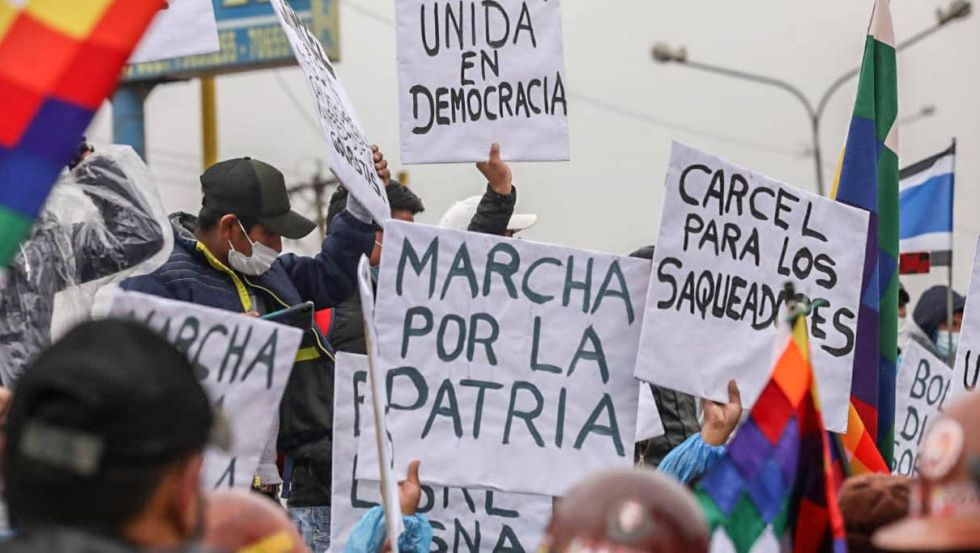 Oposición pedirá informe de qué militares y policías habrían participado en marcha del MAS, como reveló Evo Morales