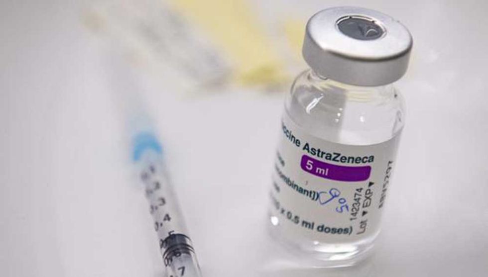 Reportan que ministra de Salud de Argentina llegará a Bolivia con 1 millón de dosis contra el coronavirus