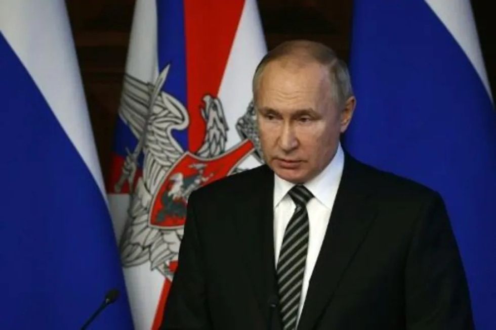 Putin advierte que Rusia responderá "militar y técnicamente" a amenazas de Occidente
