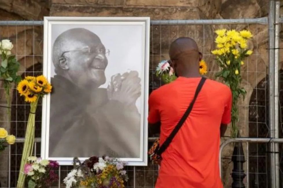 Una Sudáfrica huérfana comienza una semana de duelo por la muerte de Desmond Tutu