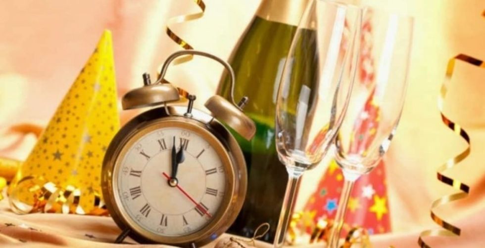 Ministerio de Salud insta a subgobiernos a ‘reconsiderar’ la autorización de fiestas por Año Nuevo