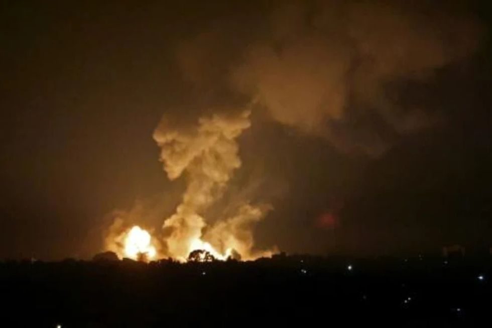 Israel bombardea Gaza tras lanzamiento de cohetes