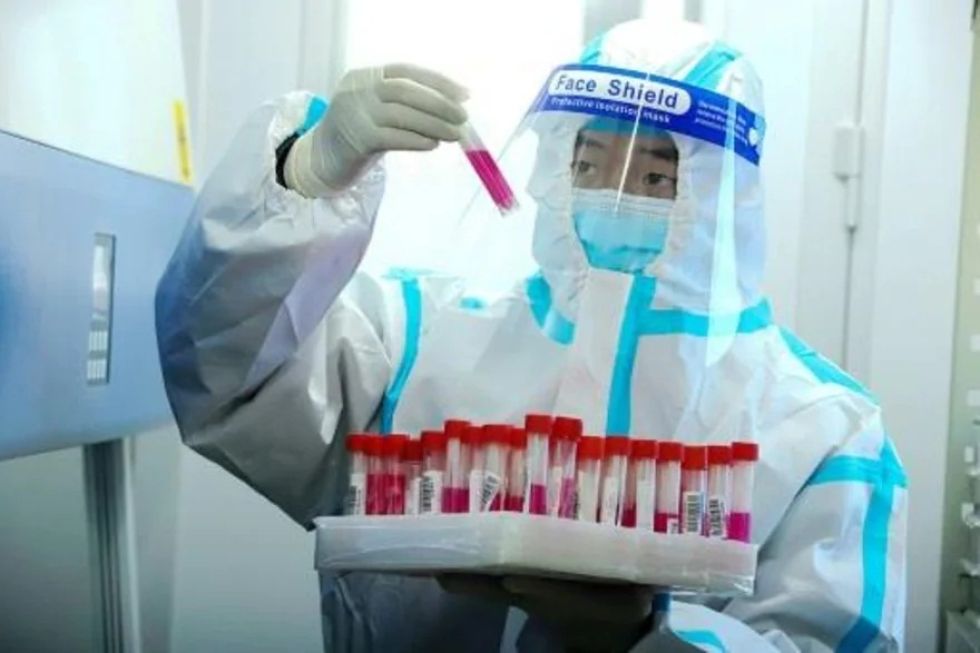 China confina a otro millón de personas tras detectar casos de covid-19
