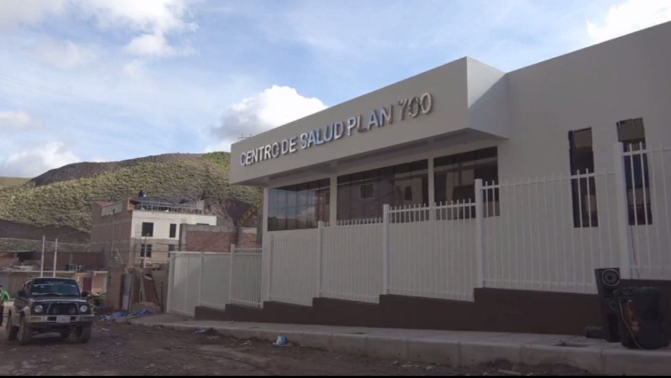 Entregan infraestructura del Centro de Salud de Plan 700