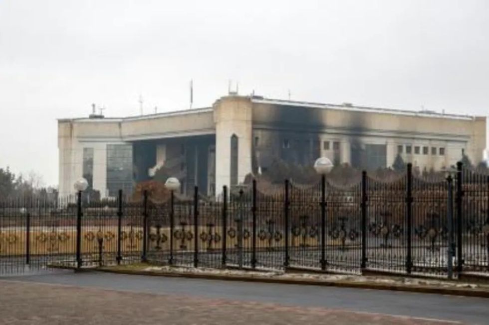  Disturbios en Kazajistán sacuden el petróleo pero dejan intacto el uranio
