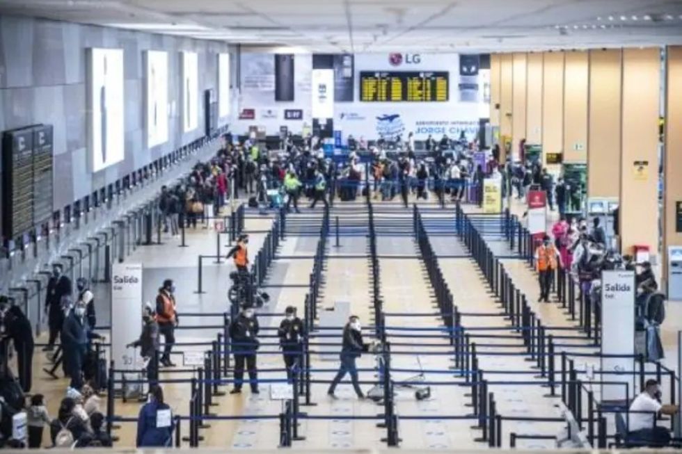 Perú mantendrá cierre de fronteras terrestres por tercera ola de pandemia