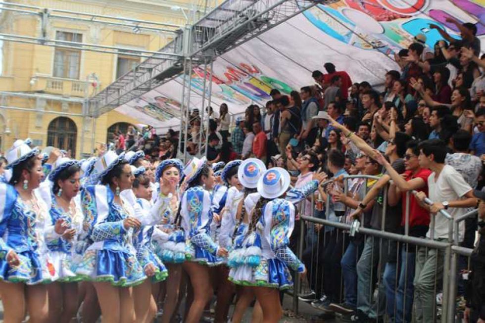 El incremento de contagios pone en duda los carnavales en Bolivia