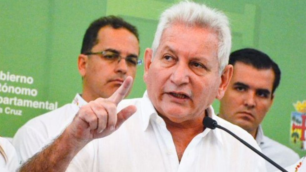 Exgobernador Costas supera el COVID-19 y fijan su declaración para el 10 de enero por desvío de recursos