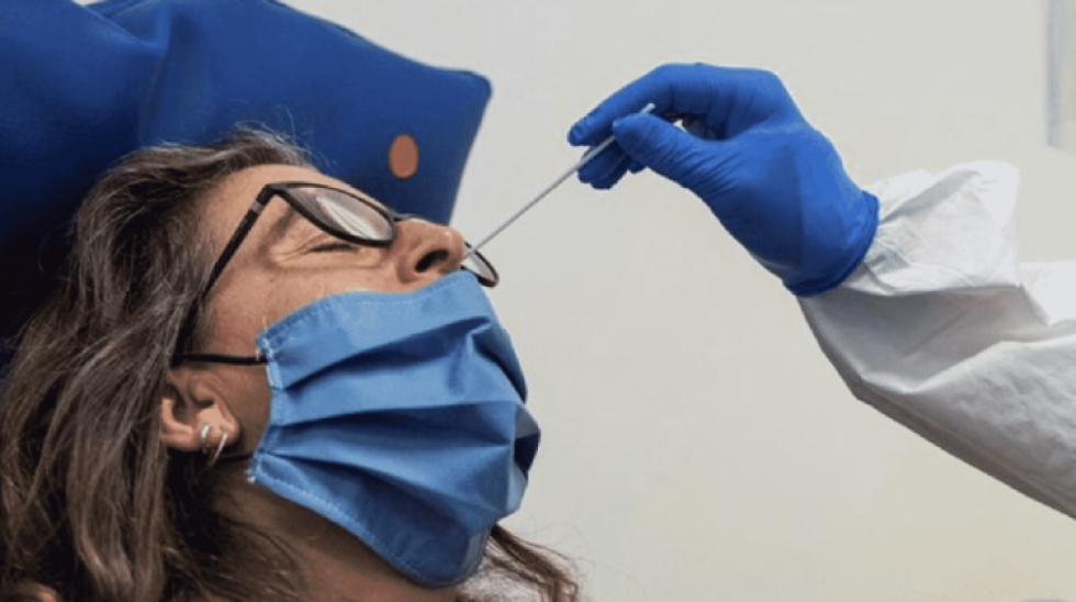 Por denuncias de sobreprecio, Gobierno vigilará costos de pruebas PCR para Covid-19