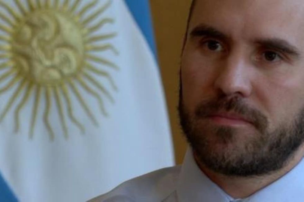 FMI puede perder legitimidad si Argentina se desestabiliza, afirma ministro de Economía