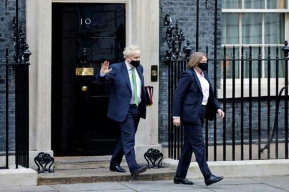 Las presuntas fiestas ilegales que amenazan la legitimidad de Boris Johnson