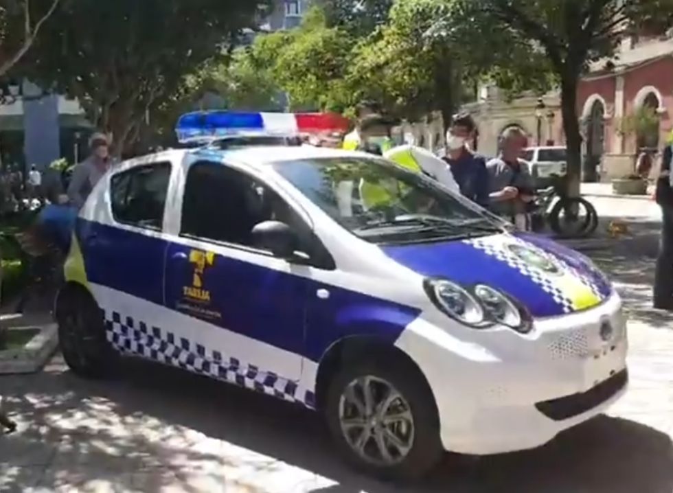 La Alcaldía de Tarija adquiere sus primeros vehículos eléctricos para la Guardia Municipal