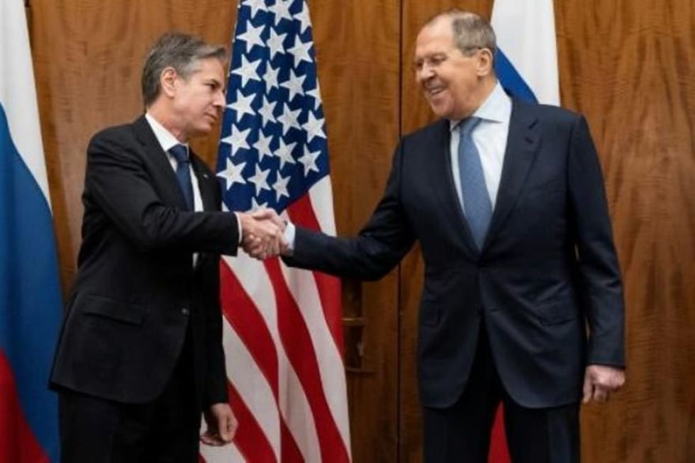 Rusia afirma que quiere buenas relaciones con EEUU y niega amenaza a Ucrania