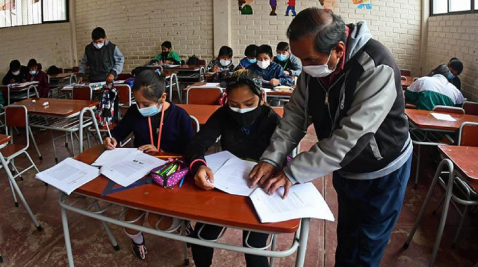 Gobierno ratifica inicio de clases el 1 de febrero bajo tres modalidades