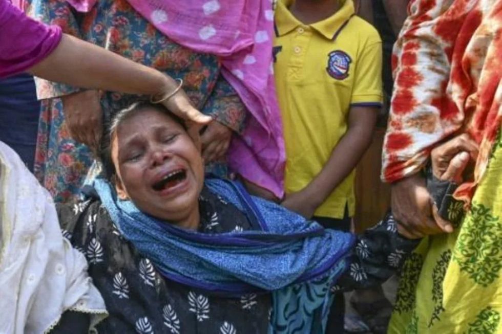Reanudan tras cinco años juicio por muertes en colapso de fábricas en Bangladés