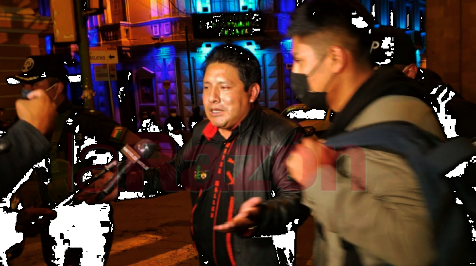 Juez determina detención domiciliaria con salidas laborales para el gobernador de La Paz