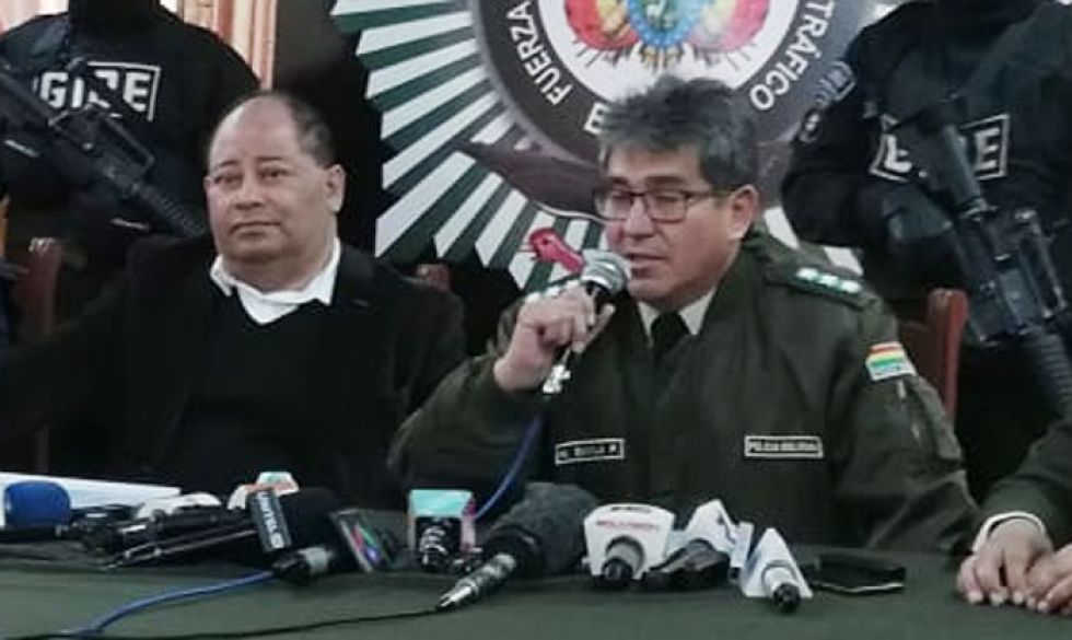 El exministro de Gobierno, Carlos Romero aparece y habla del caso de Maximiliano Dávila