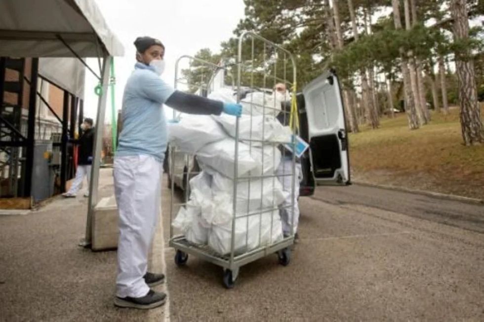 Los test de saliva para detectar coronavirus triunfan en Austria
