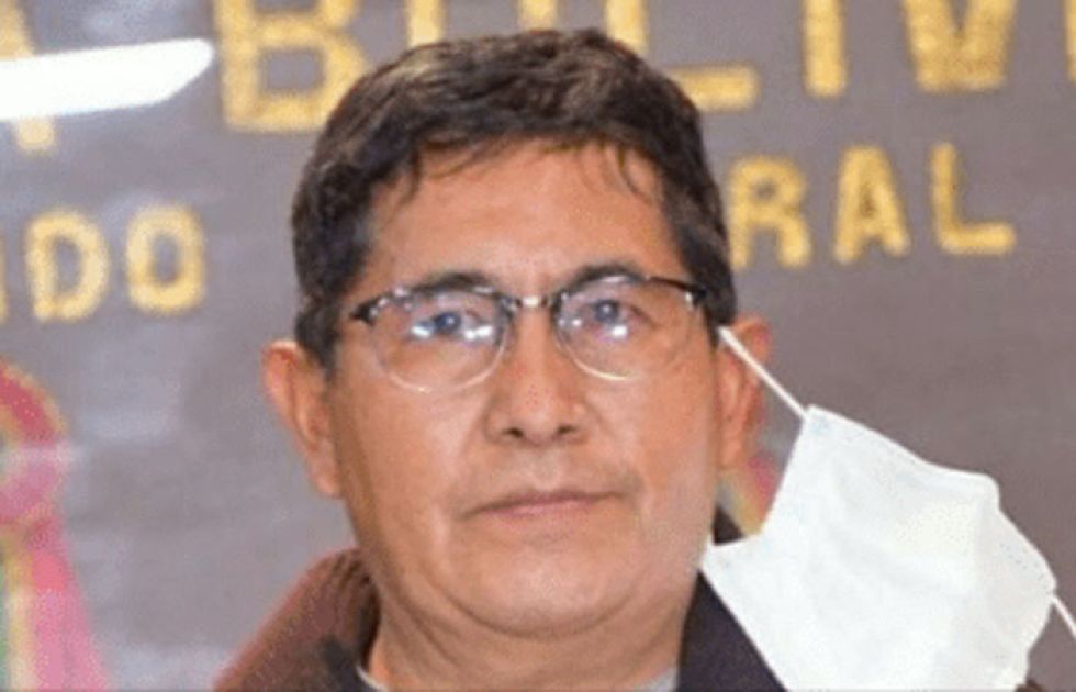Presentan querella contra exjuez Alcón por liberar a feminicida serial