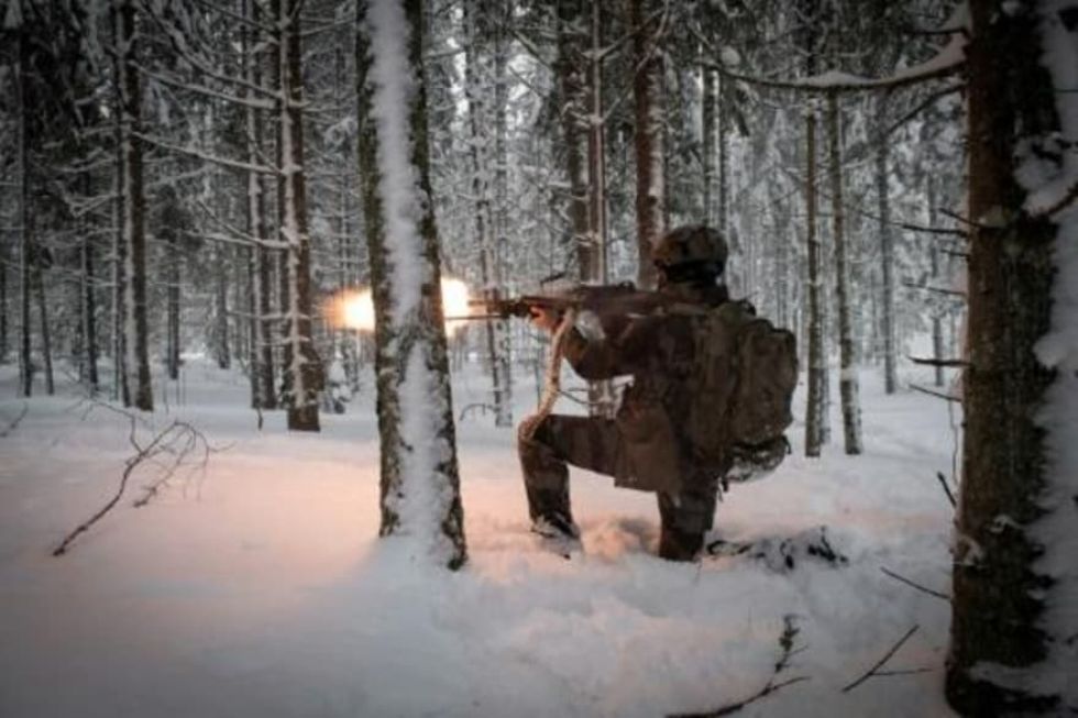 Aliados de la OTAN se enfrentan a un frío casi polar durante maniobras en Estonia