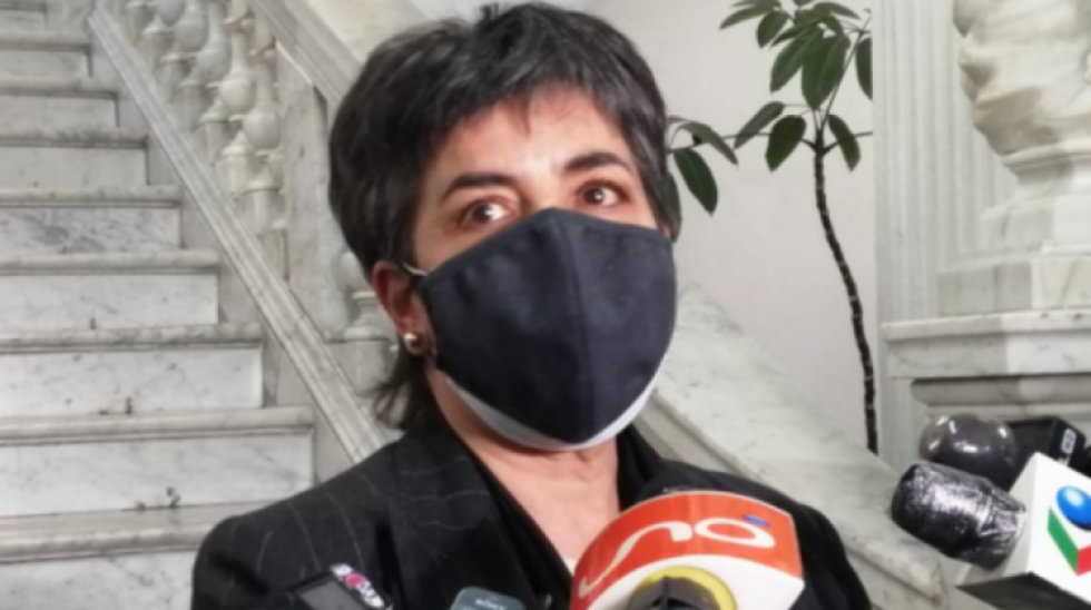 Senadora: Impuestos por exportación de oro no sirven ni para limpiar un río contaminado