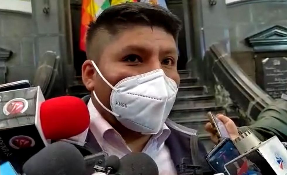 Senador Loza dice que no sólo Evo Morales, sino también Andrónico Rodríguez y él están ‘perseguidos’