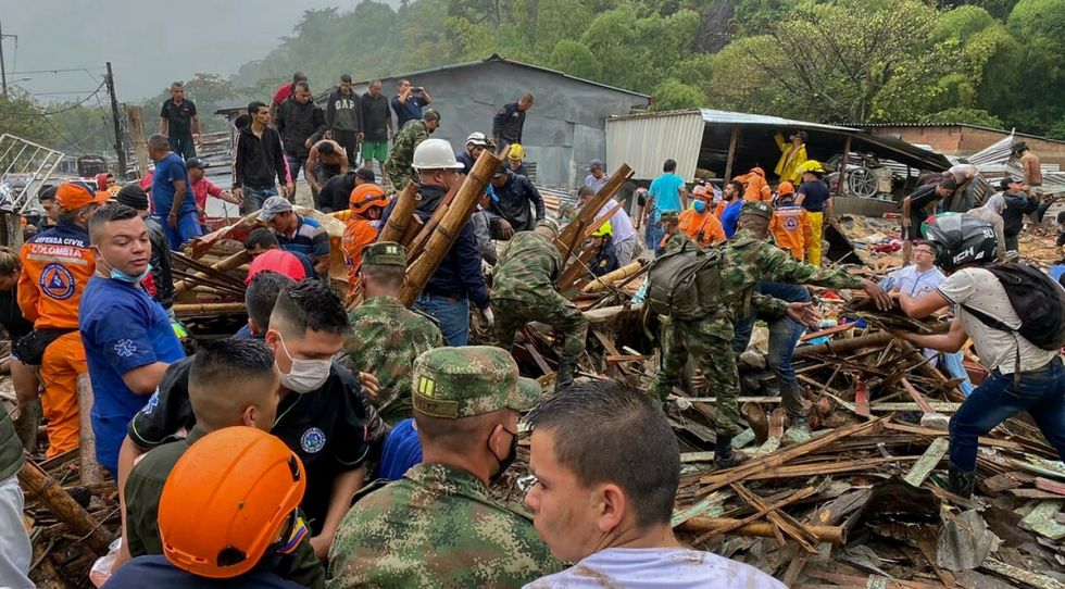 Deslizamiento de tierra deja siete muertos y casi 30 heridos en Colombia